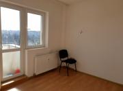 Apartament cu 3 camere de inchiriat in zona Nord
