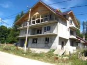 Vanzare casa 12 camere in Cheia