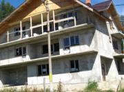 Vanzare casa 12 camere in Cheia