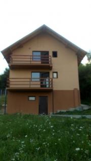 Vanzare casa 3 camere Teisani