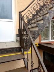 Casa-vila de vanzare in zona Bereasca