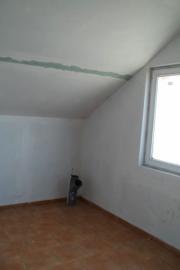Vanzare casa 4 camere in Barcanesti
