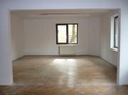 Inchiriere imobil P+1, intrare din strada, ideal birouri/cabinete